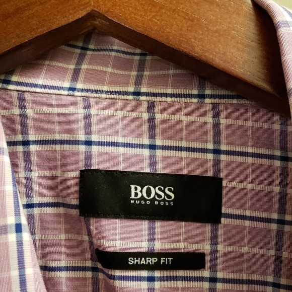 Button down - Picture 2 of 2